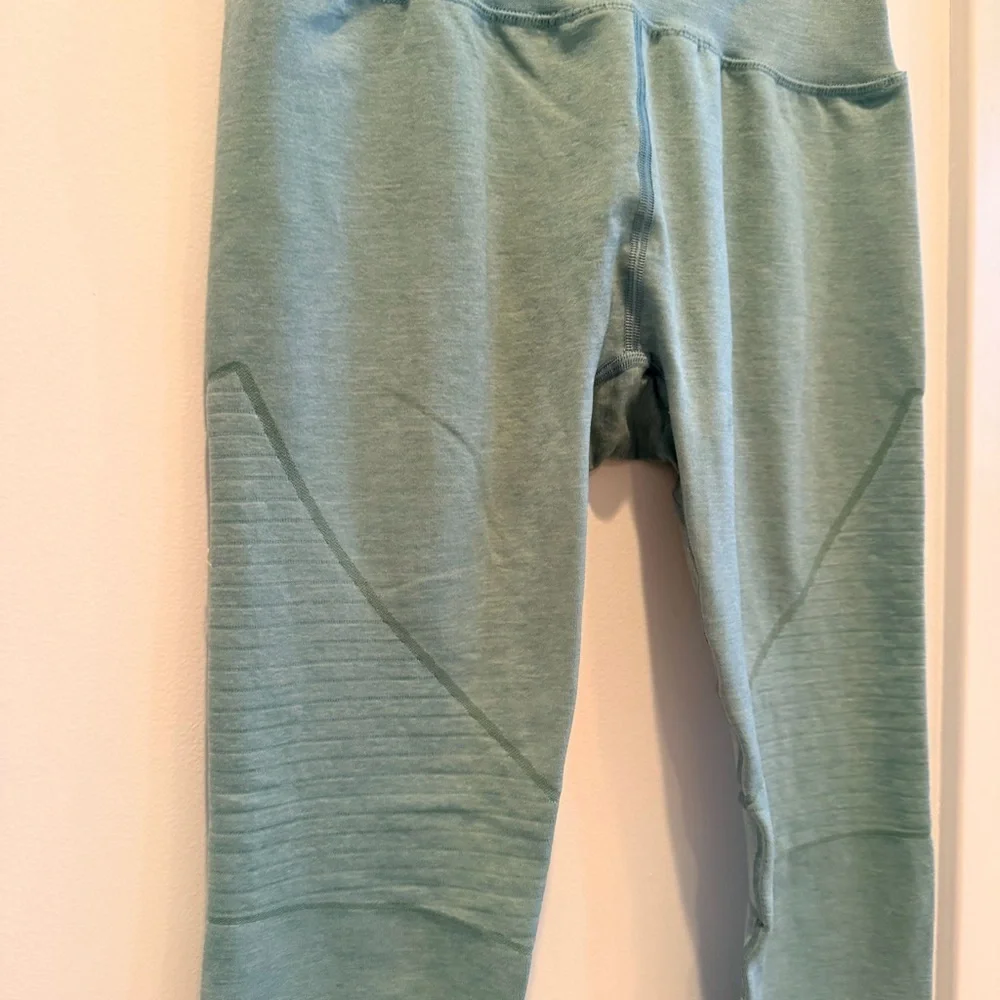 Alphalete Amplify Green Athletic Leggings High Waist Yoga Lifting Women's Size M